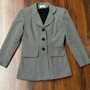 🖤 SANDRO Paris Fitted Blazer – FR 40 / US 6-8